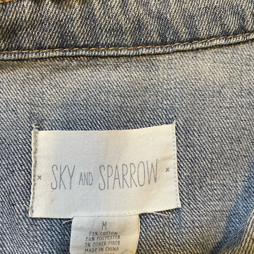 Trendy Sky & Sparrow Distressed Racer Stripe Denim Jacket M Streetwear - Picture 4 of 6